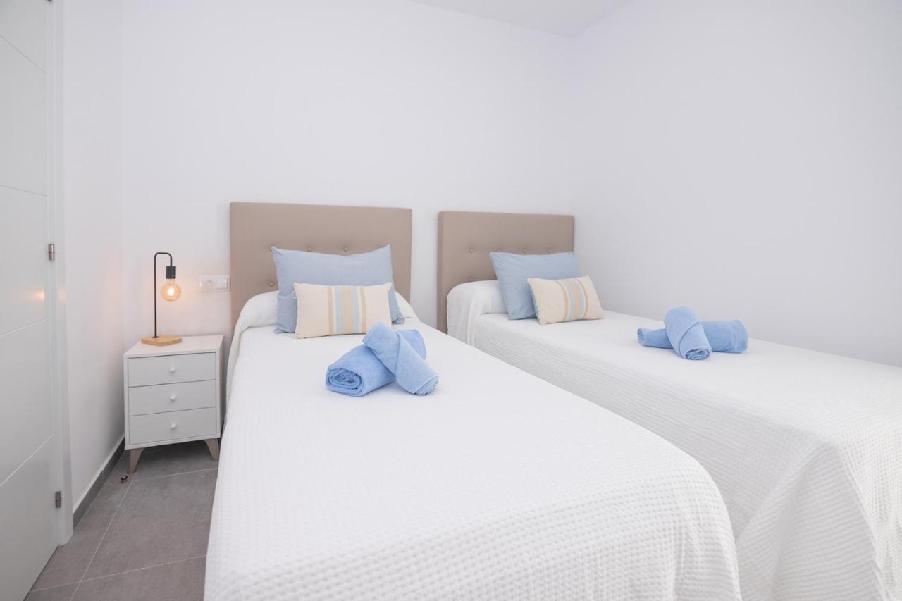 Apartment Family 1 Beachfront Corralejo By Holidays Home Buitenkant foto