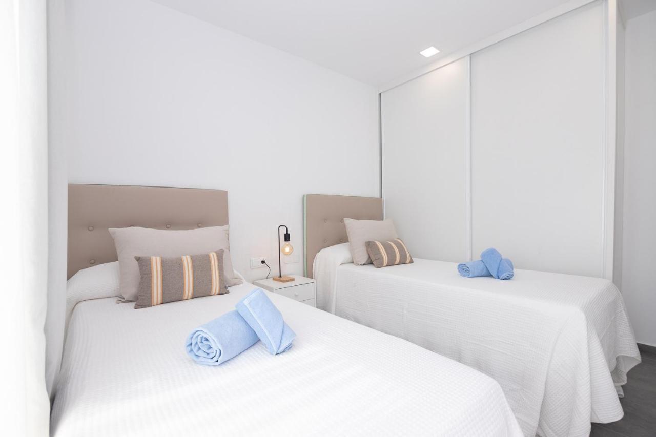 Apartment Family 1 Beachfront Corralejo By Holidays Home Buitenkant foto