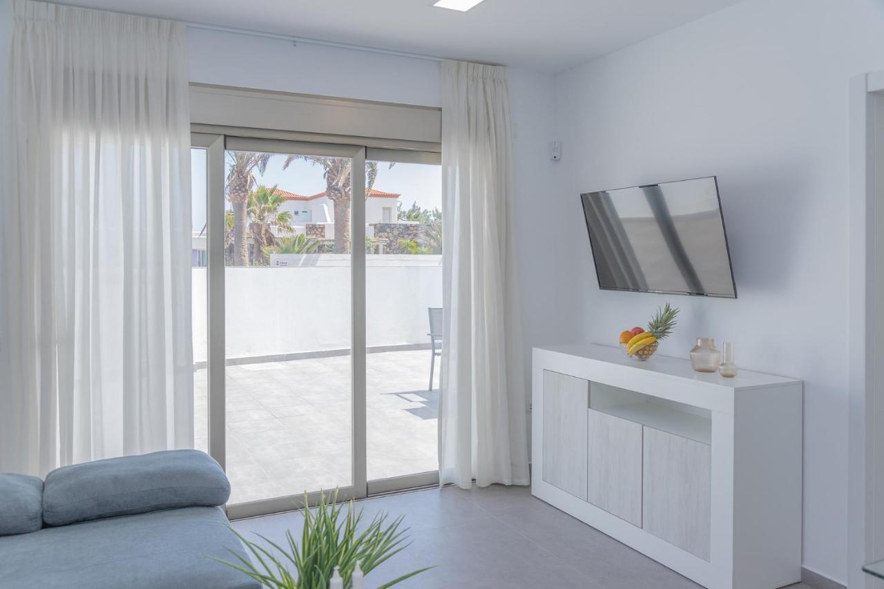 Apartment Family 1 Beachfront Corralejo By Holidays Home Buitenkant foto